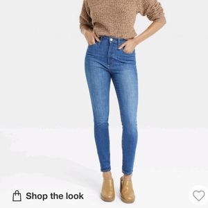 High-Rise Skinny Jeans